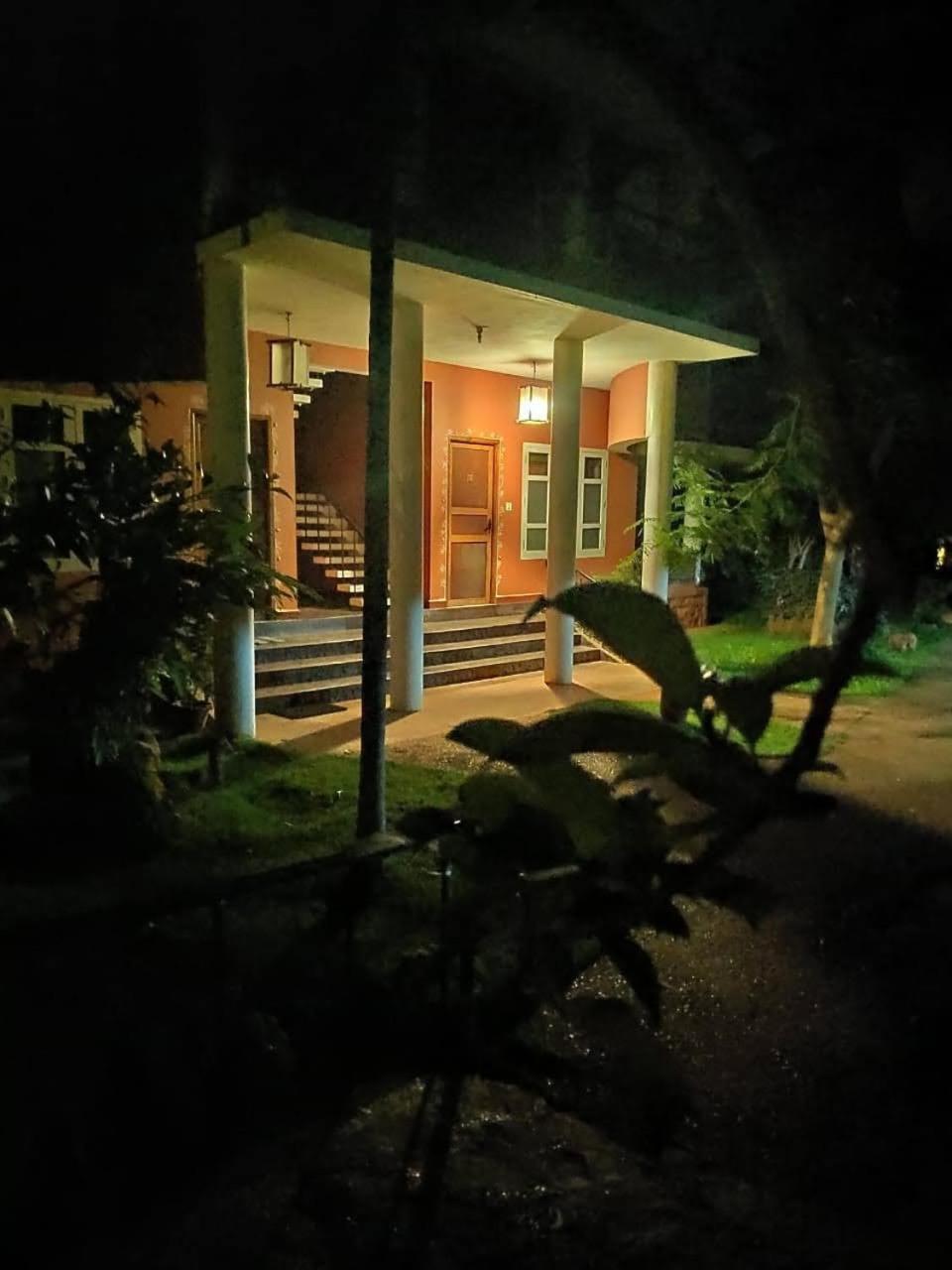Inn Pondiville Forest Retreat Puducherry Exterior foto