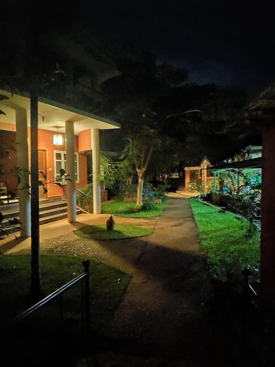 Inn Pondiville Forest Retreat Puducherry Exterior foto